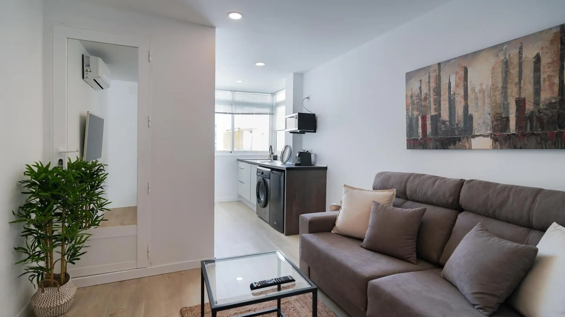 Nomad Malaga - Chic Apartament Center Torremolinos Apartment