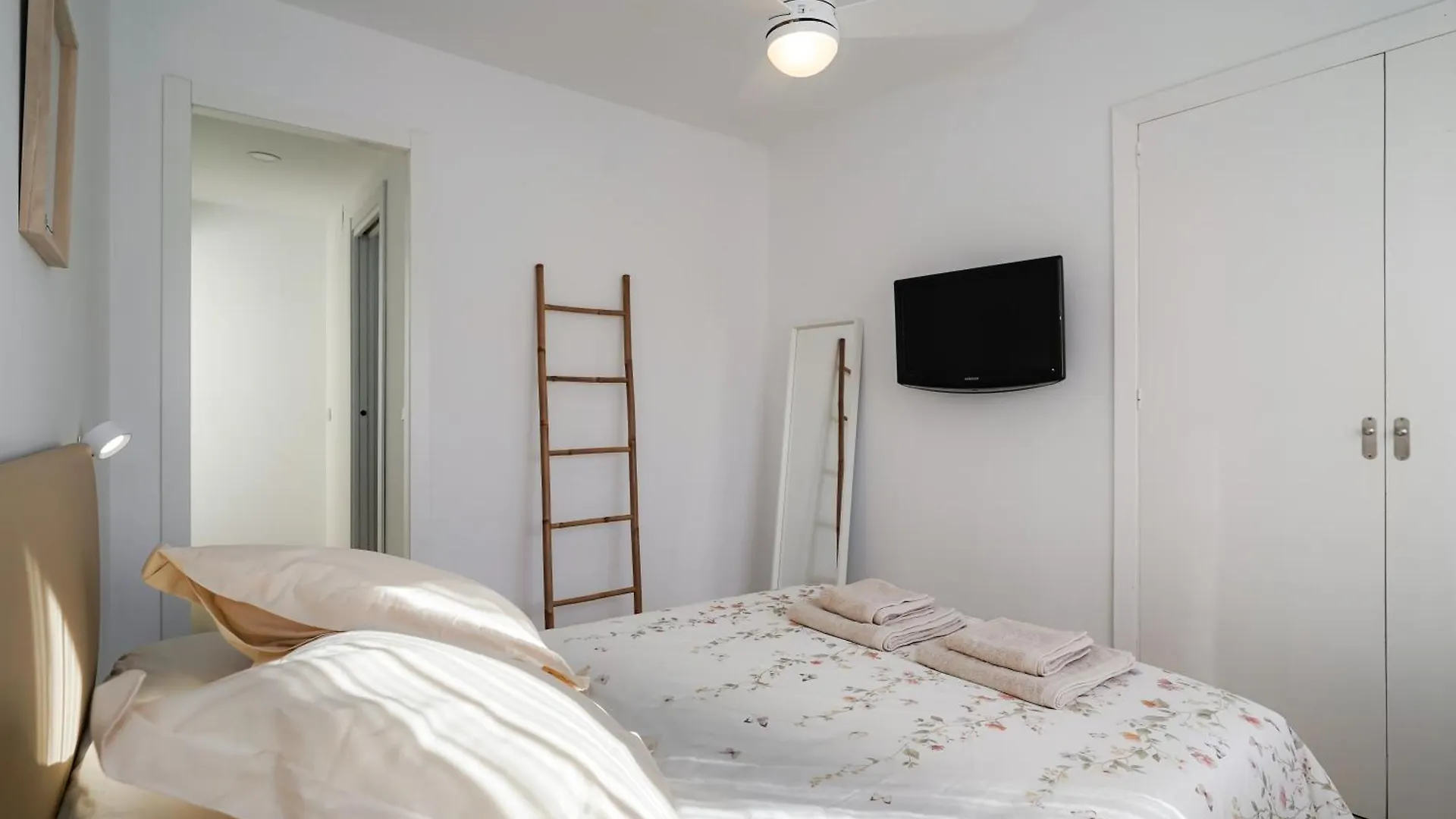 Apartment Nomad Malaga - Chic Apartament Center Torremolinos Spain
